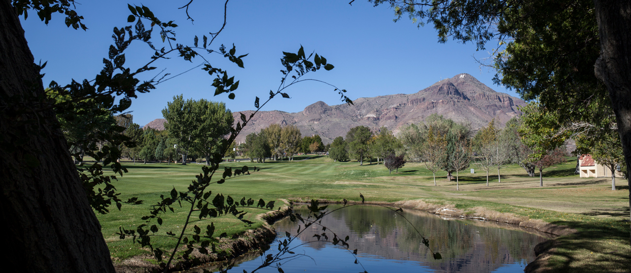 Picture of M Mountain from a water hazard.